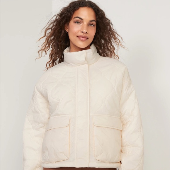 NWT OLD NAVY Packable Oversized Water-Resistant Quilted Jacket Creme De
